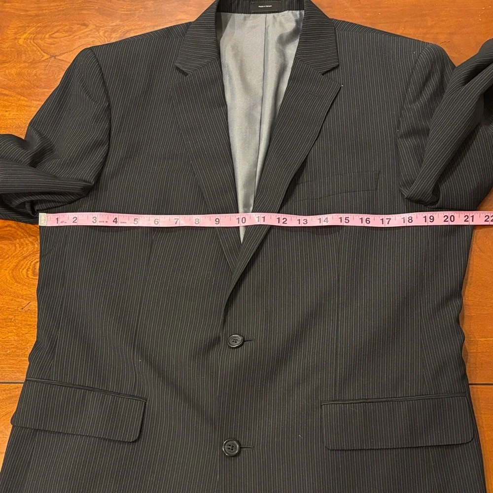 JF J.Ferrar Charcoal Pinstripe Suit. GUC‎